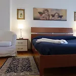 Gg Bed & Breakfast