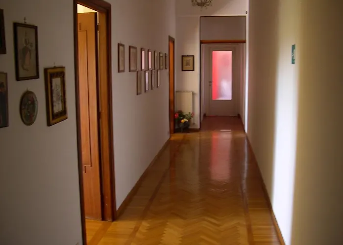 Gg לינה וארוחת בוקר